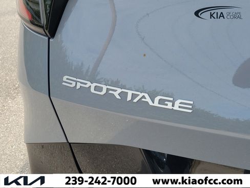 New 2026 Kia Sportage SX FWD image 10