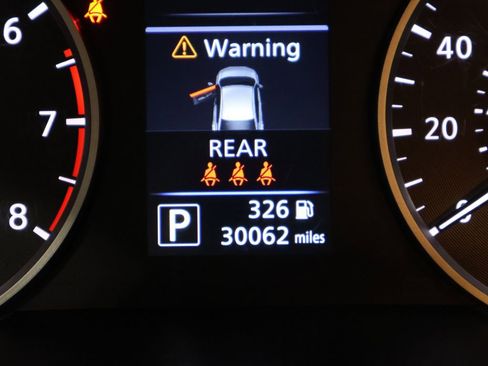 Used 2024 Nissan Sentra S image 38