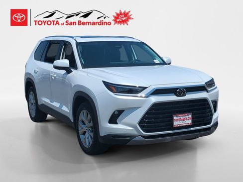 New 2026 Toyota Grand Highlander AWD image 7