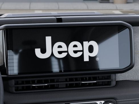 New 2025 Jeep Wrangler Unlimited Sahara w/ Safety Group image 34