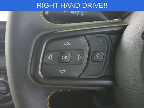 Used 2024 Jeep Wrangler Unlimited Sport w/ Convenience Group AWD/4WD image 17