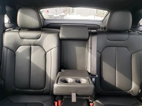 Used 2024 Jeep Wagoneer Launch Edition AWD/4WD image 30