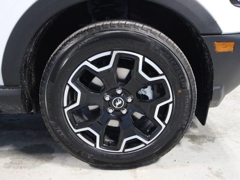 New 2026 Ford Bronco Sport Outer Banks image 28