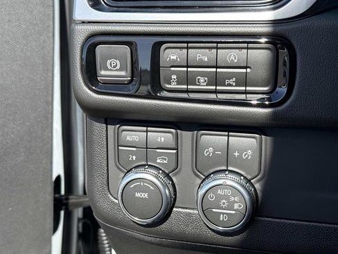 New 2026 GMC Yukon Elevation w/ LPO, Floor Liner Package AWD/4WD image 28