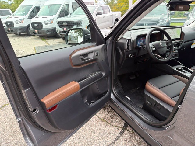 New 2026 Ford Bronco Sport Outer Banks w/ Outer Banks Tech Package+ AWD/4WD image 11