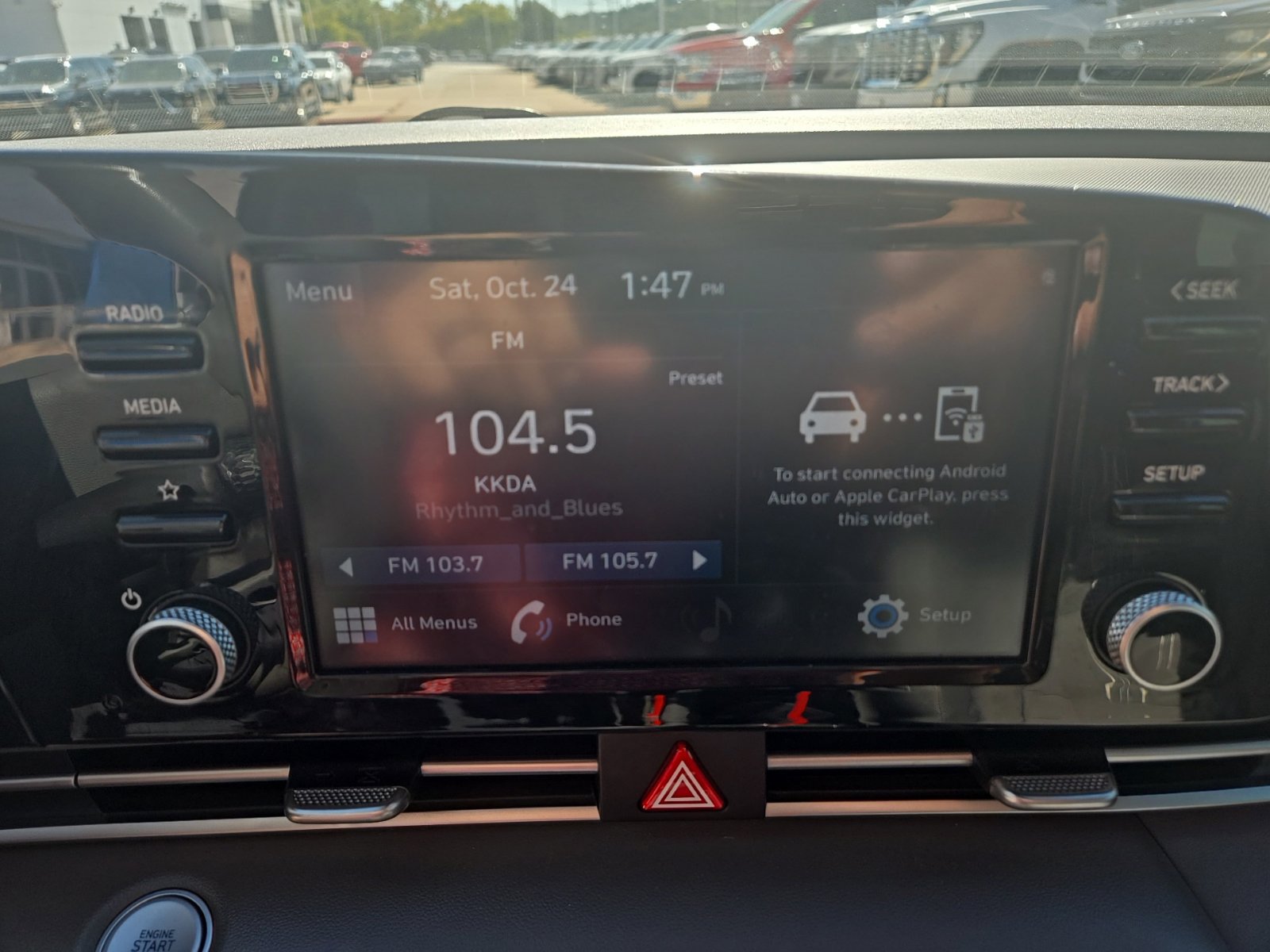 Used 2021 Hyundai Elantra SEL w/ Convenience + Premium Package FWD image 15