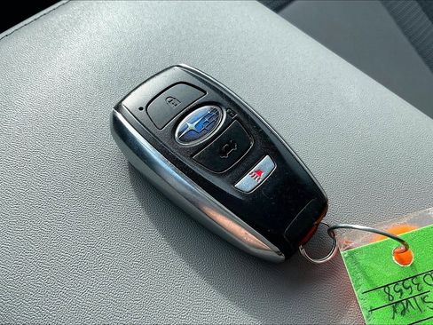 Used 2020 Subaru Outback Premium image 13