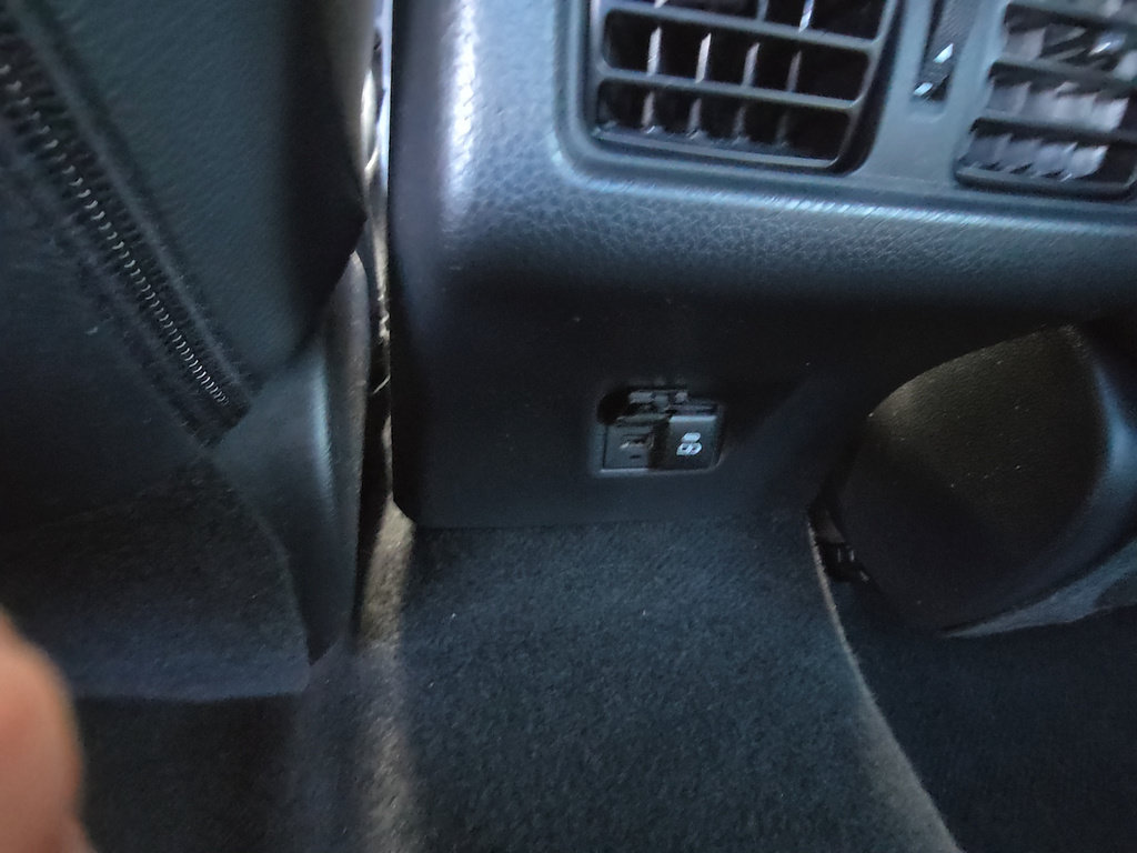 Certified 2025 Toyota Camry SE FWD image 16