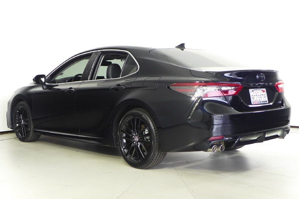 Used 2023 Toyota Camry XSE FWD image 10