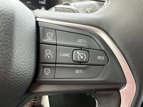 New 2026 Jeep Grand Cherokee Laredo AWD/4WD image 36