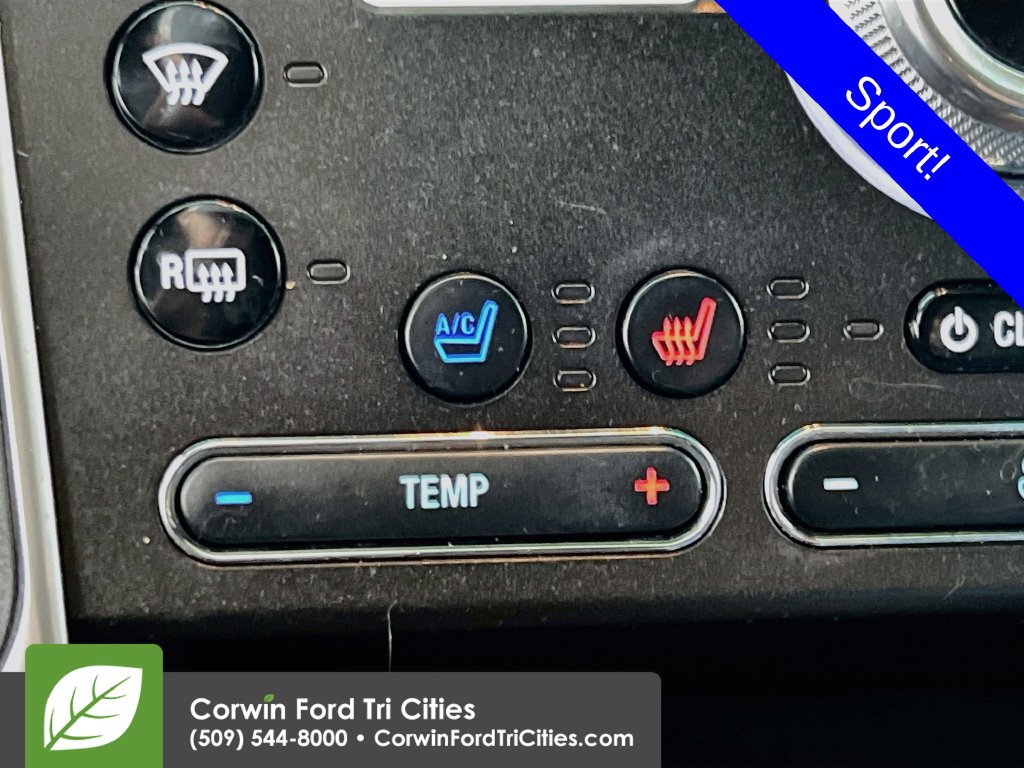 Used 2016 Ford Explorer Sport w/ Equipment Group 401A AWD/4WD image 23