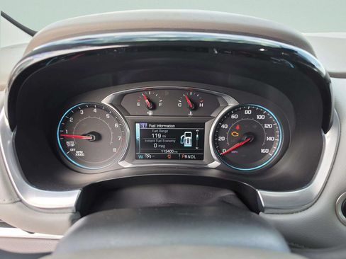 Used 2019 Chevrolet Traverse LT FWD image 35