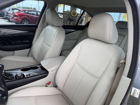 Used 2015 INFINITI Q50 w/ Moonroof Package RWD image 15