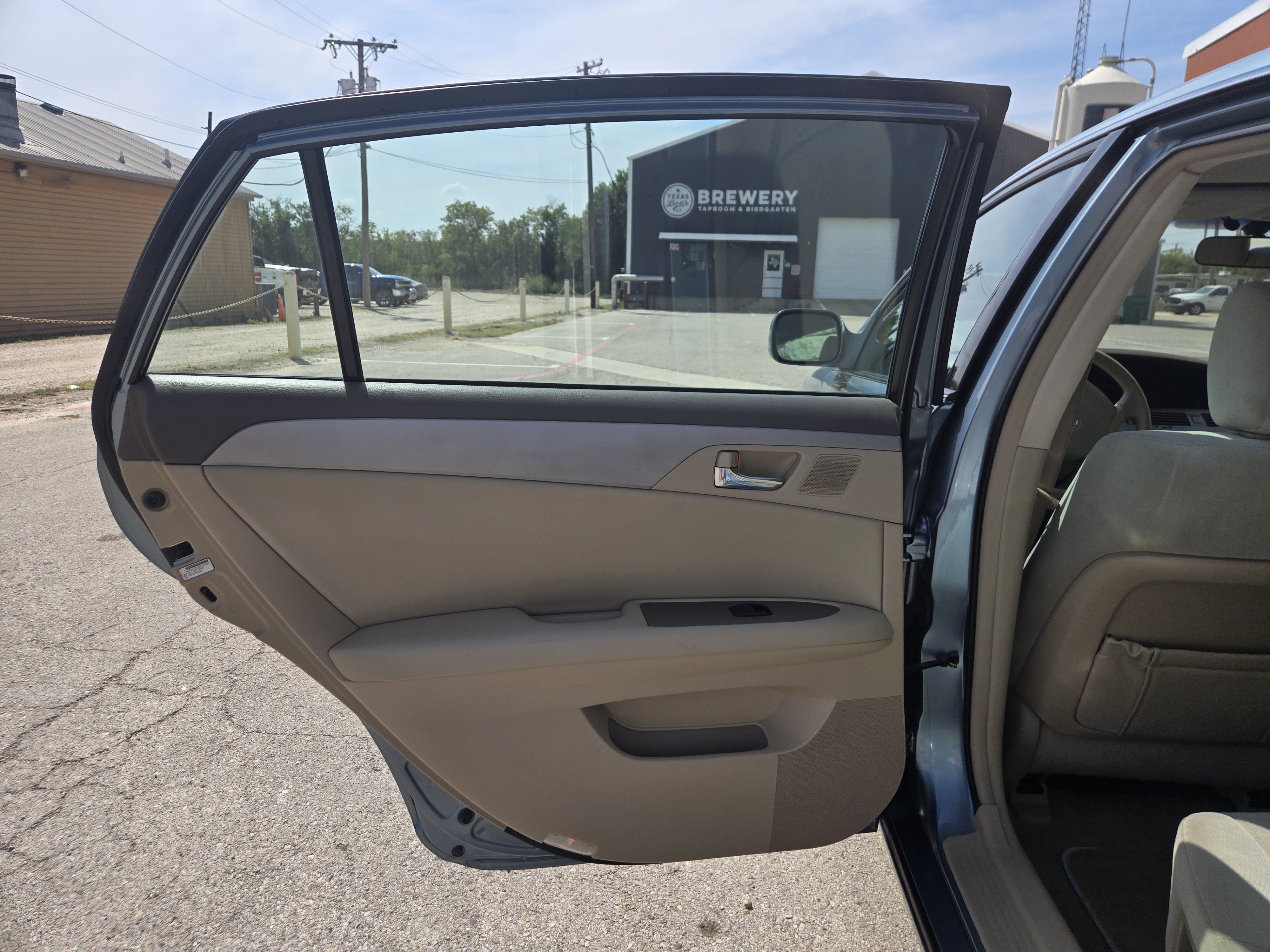 Used 2009 Toyota Avalon XL FWD image 6