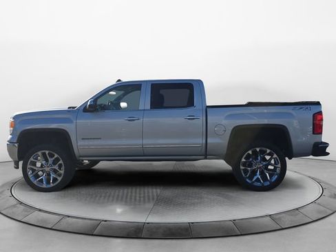 Used 2015 GMC Sierra 1500 SLT w/ SLT Crew Cab Value Package image 2