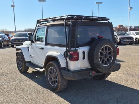 Used 2021 Jeep Wrangler Sport S image 4