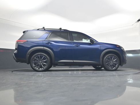 New 2026 Nissan Pathfinder SL image 22