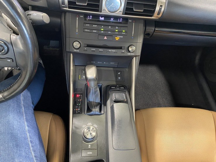 Used 2015 Lexus IS 250 w/ Navigation System Package RWD image 25