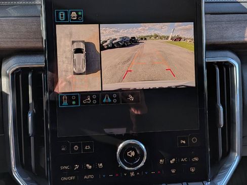 New 2026 GMC Acadia Denali Ultimate w/ LPO, All-Weather Package AWD/4WD image 16