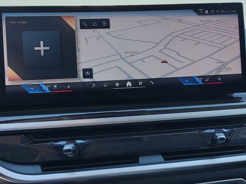 Used 2025 BMW X7 xDrive40i image 17