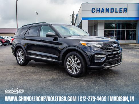 Used 2020 Ford Explorer XLT w/ Equipment Group 202A AWD/4WD image 1