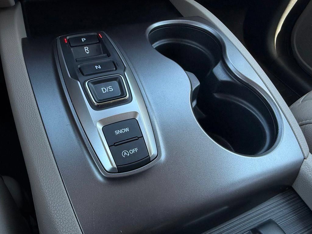 Used 2021 Honda Pilot EX-L image 16