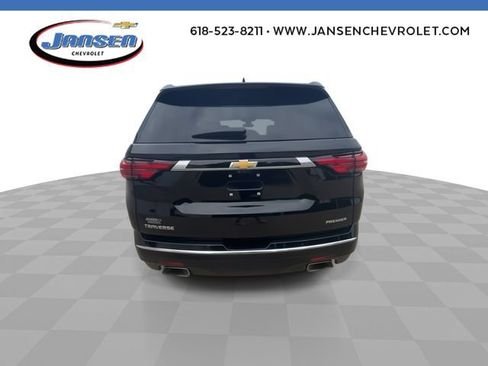 Used 2023 Chevrolet Traverse Premier FWD image 7