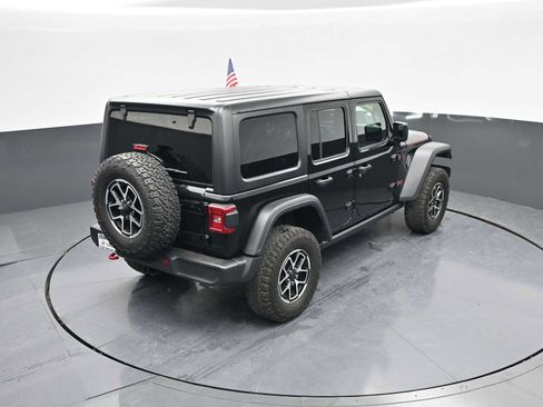 Used 2024 Jeep Wrangler Unlimited Rubicon image 37