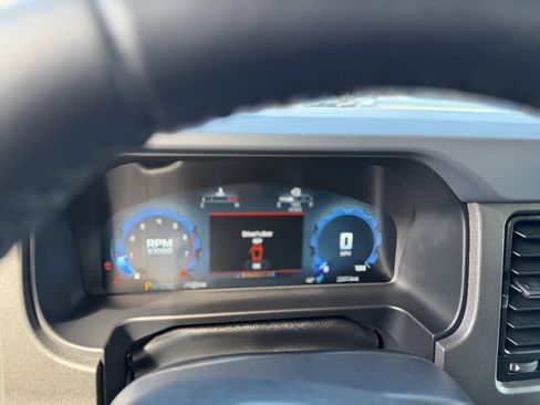 Used 2025 Ford Bronco Big Bend image 14