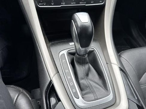 Used 2014 Ford Fusion SE w/ Equipment Group 202A image 15