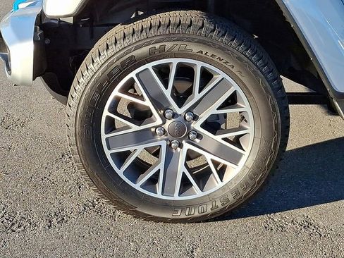 Used 2023 Jeep Wrangler Sahara 4xe image 8