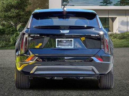 New 2026 Cadillac Optiq Sport 2 AWD/4WD image 5