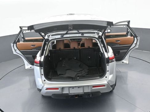 Used 2023 Nissan Pathfinder Platinum image 87