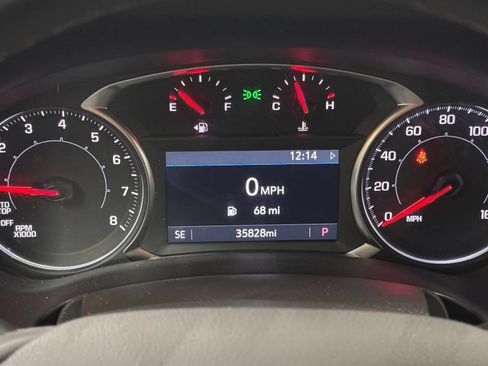 Used 2024 GMC Terrain SLT AWD/4WD image 37