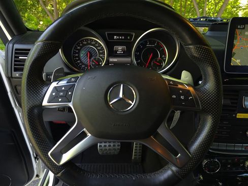 Used 2017 Mercedes-Benz G 63 AMG 4MATIC image 29