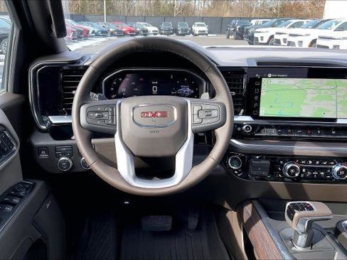 New 2026 GMC Sierra 1500 SLT w/ SLT Premium Package image 4