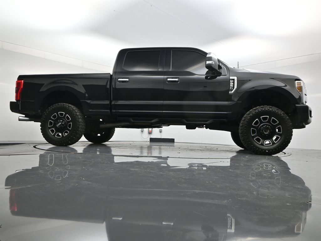 Used 2017 Ford F250 Lariat w/ Chrome Package AWD/4WD image 48