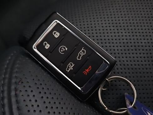 Used 2022 Jeep Grand Wagoneer Series II AWD/4WD image 20