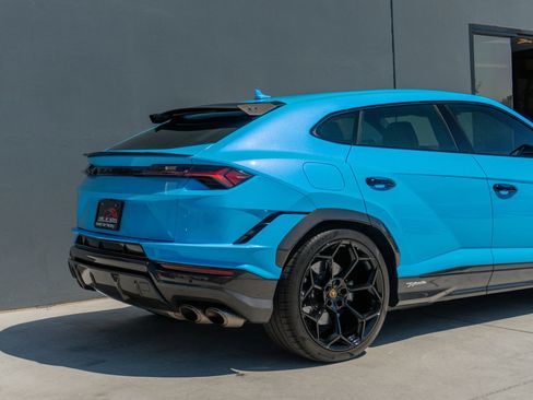 Used 2024 Lamborghini Urus Performante image 36