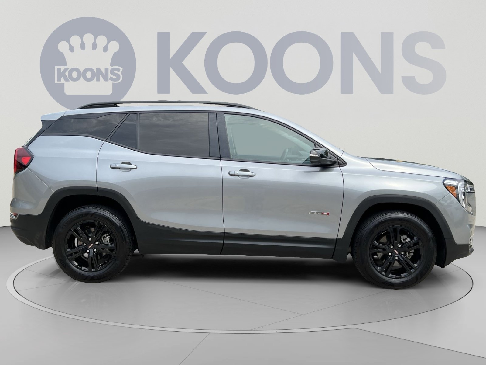 Used 2023 GMC Terrain AT4 w/ Tech Package AWD/4WD image 8