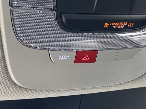 New 2026 Kia Sorento S AWD/4WD image 30