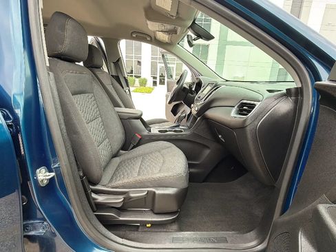 Used 2019 Chevrolet Equinox LT FWD image 17