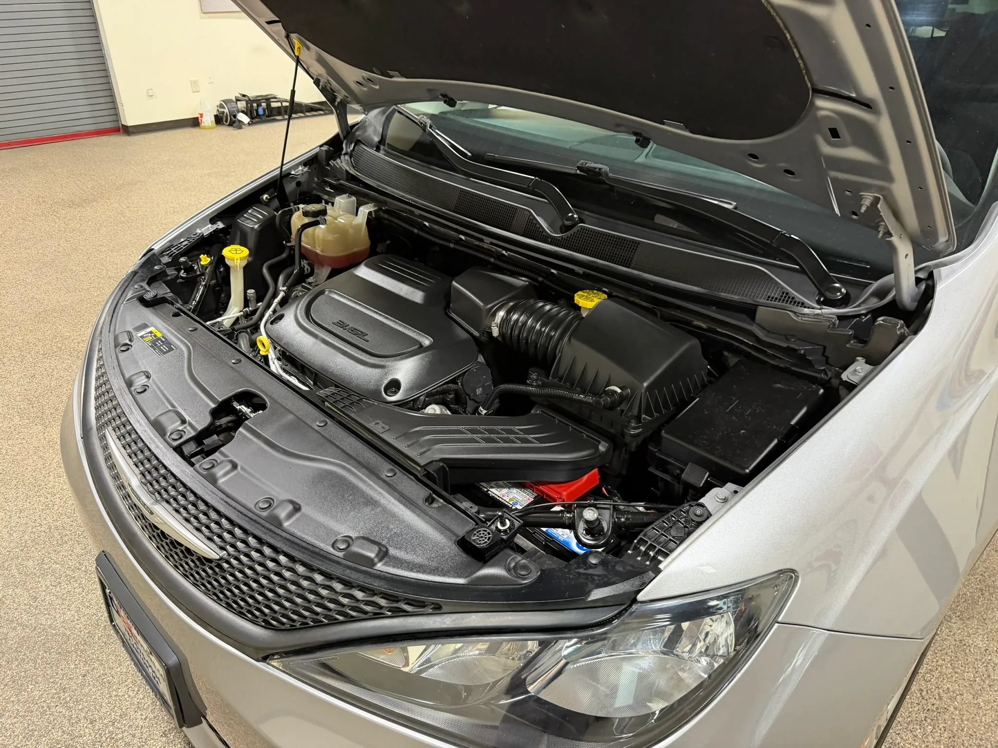 Used 2021 Chrysler Voyager L FWD image 58