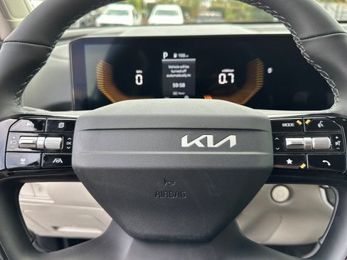 New 2026 Kia Sorento S image 25