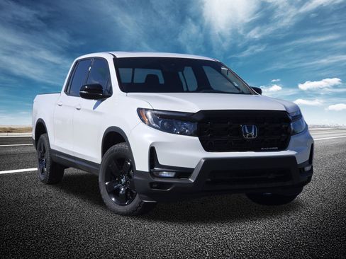 New 2026 Honda Ridgeline Black Edition image 2
