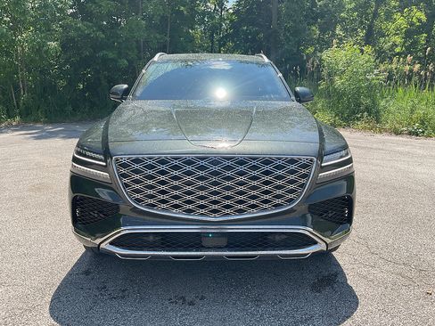 Used 2025 Genesis GV80 2.5T Prestige AWD/4WD image 2
