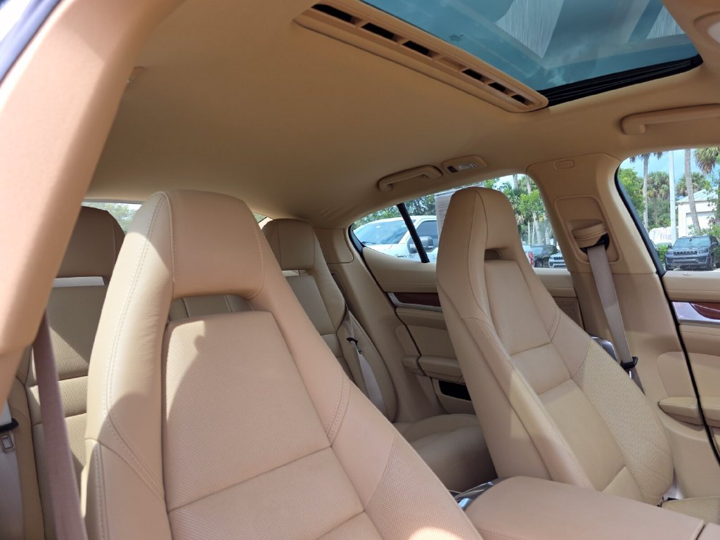 Used 2014 Porsche Panamera 4 AWD/4WD image 16