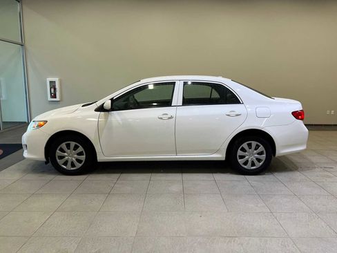 Used 2009 Toyota Corolla LE image 3