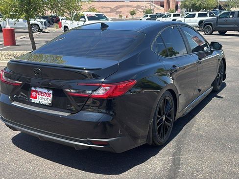 Used 2026 Toyota Camry SE FWD image 9