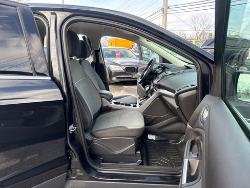 Used 2015 Ford Escape SE image 11